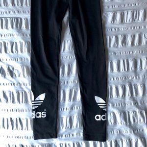 Adidas women’s leggings classic logo size xs